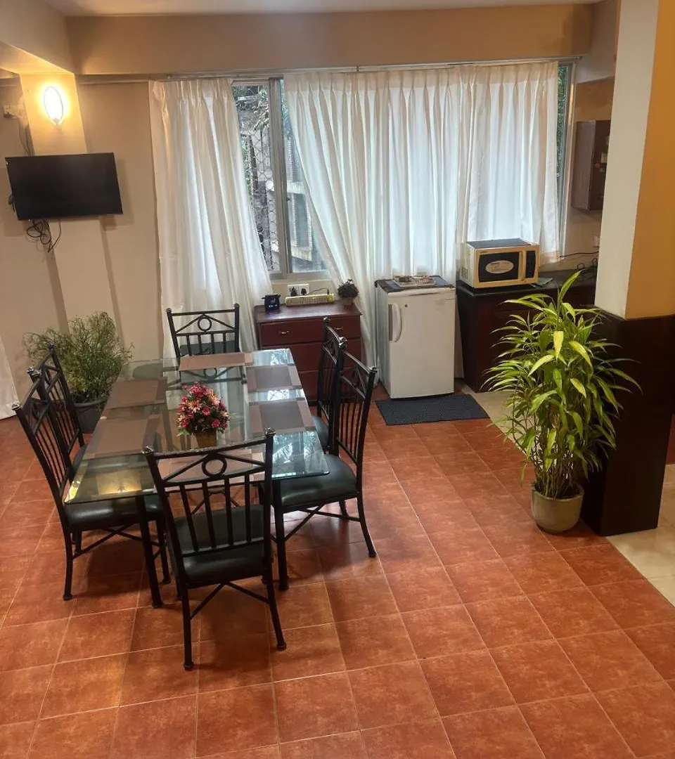 Creek Edge Apartment Kandy